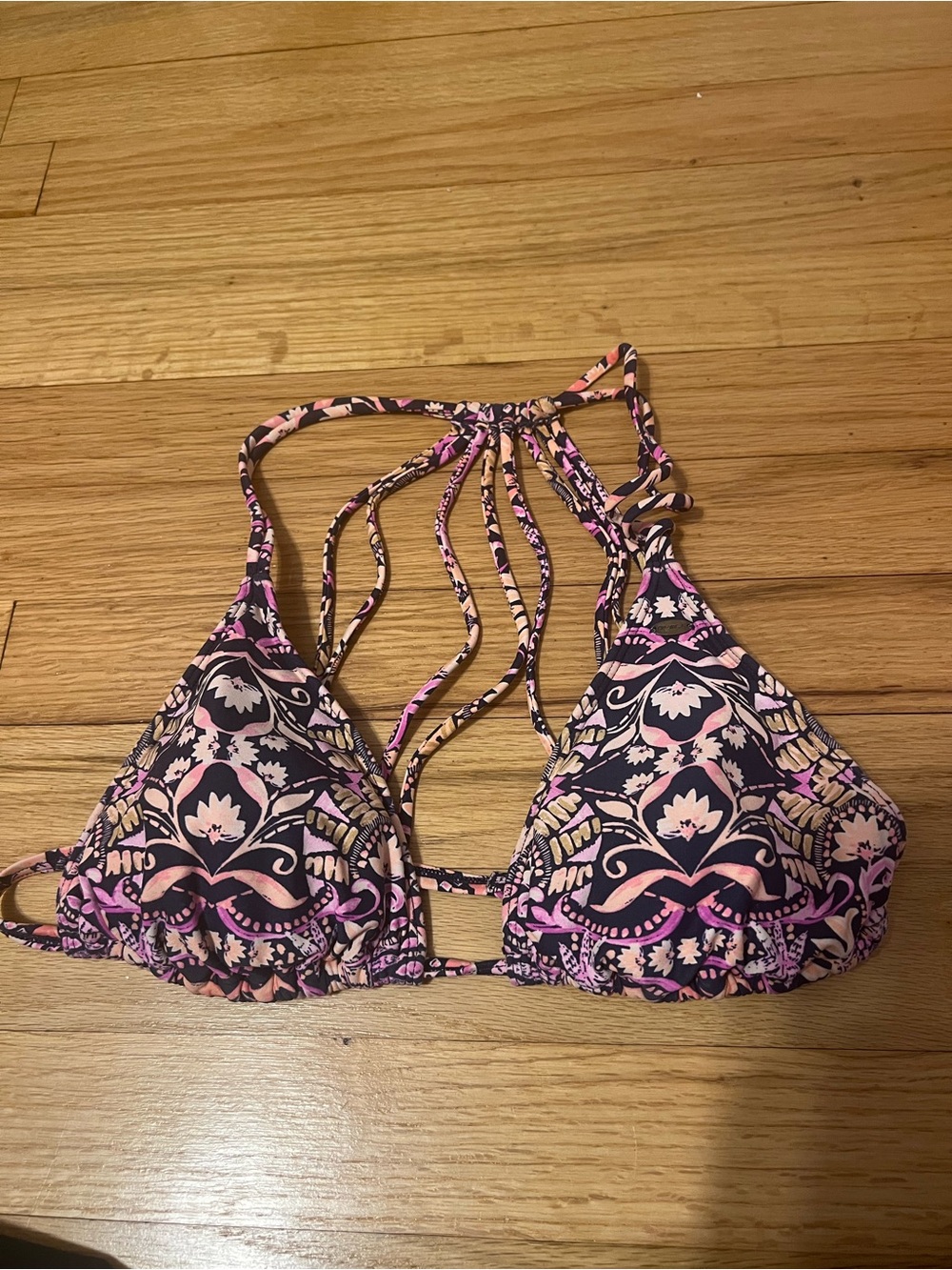 Bikini top
